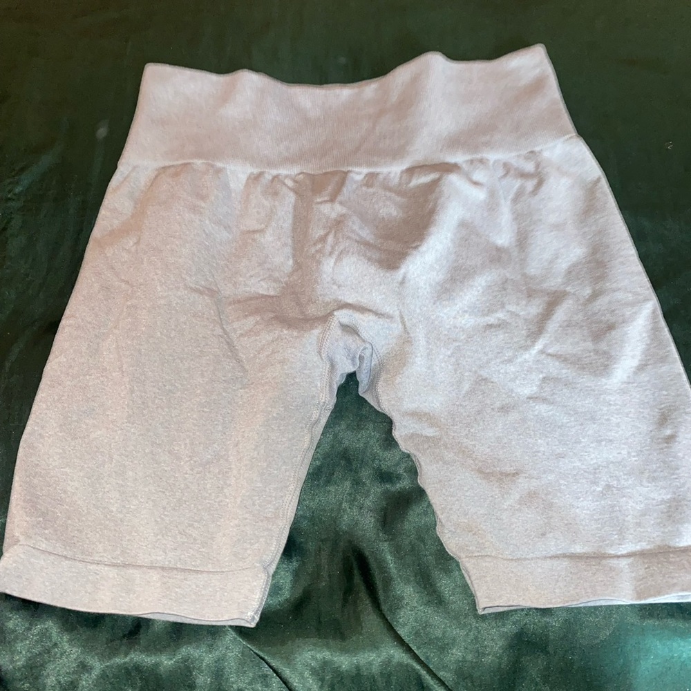 Contour shorts